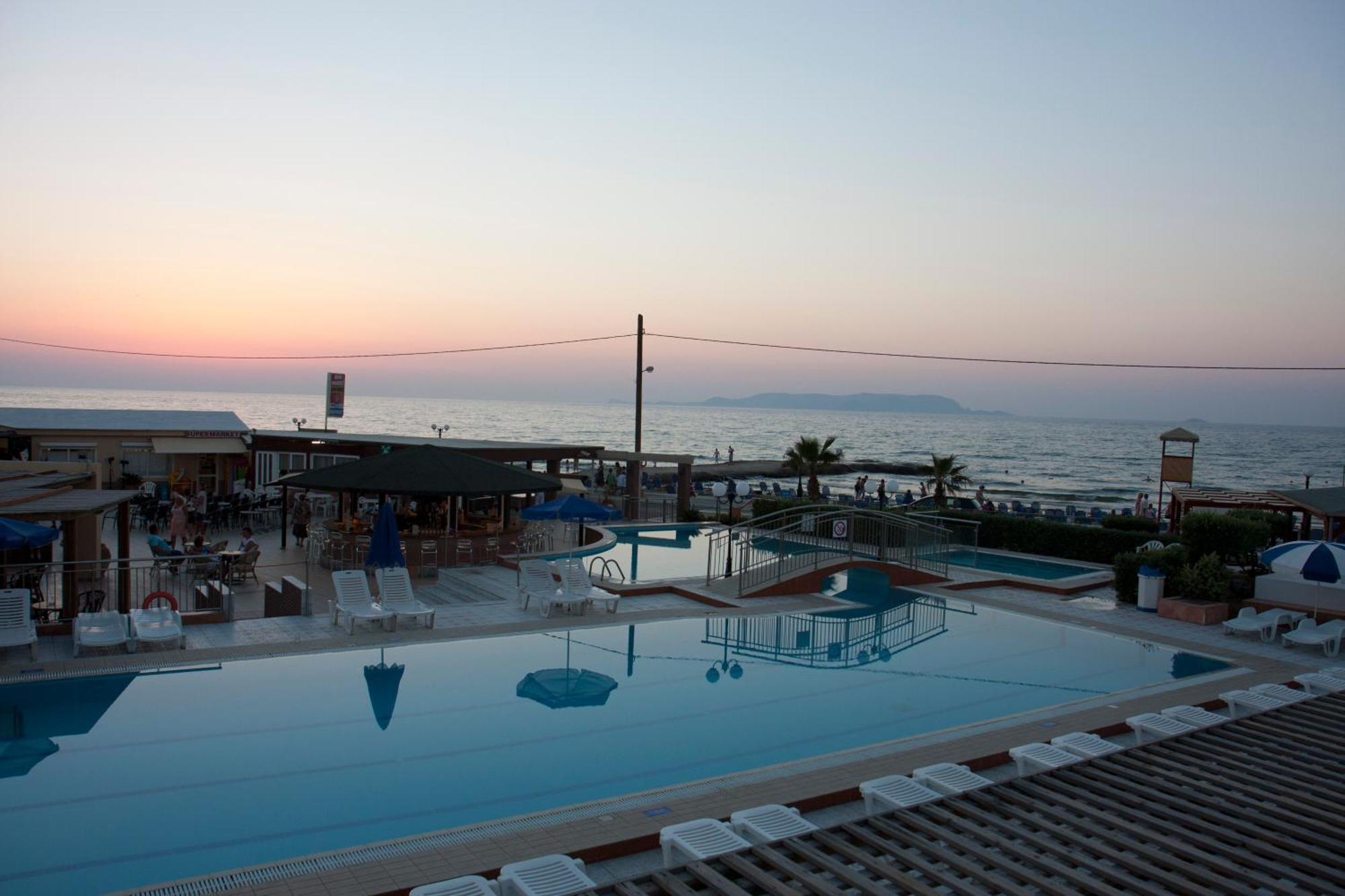 Astir Beach Hotel Гуве Экстерьер фото